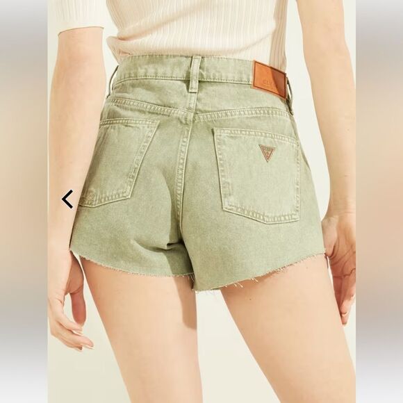 Guess Marino Shorts NWT Sz 31 Verve green - Picture 2 of 12